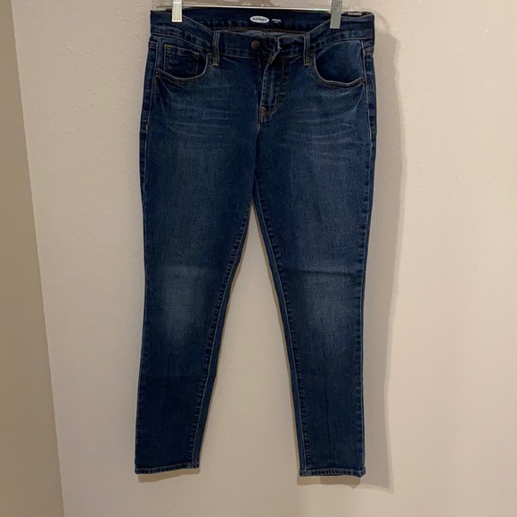 Old Navy petite jeans size 6 - Picture 1 of 4